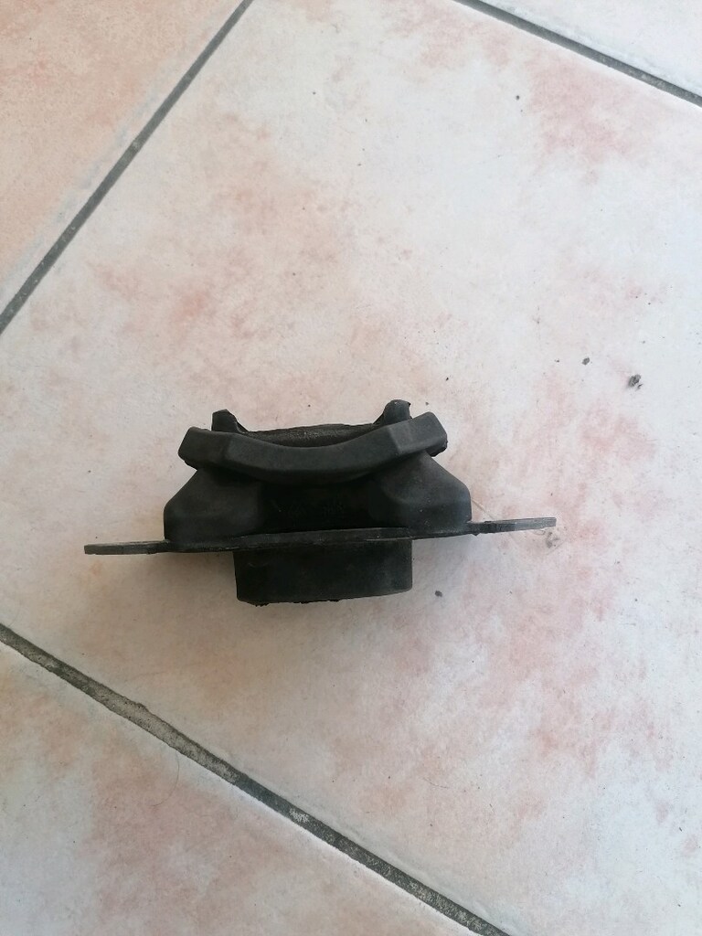 CLİO 3 SOL MOTOR TAKOZU - 2