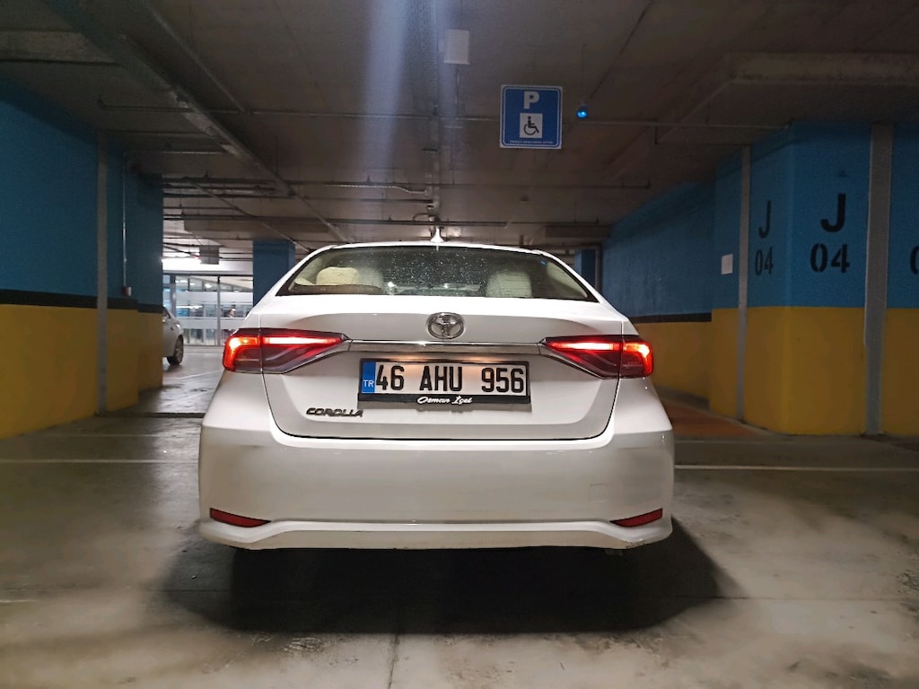 TOYOTA COROLLA 1.5 BENZİN OTOMATİK VİSİON - 8