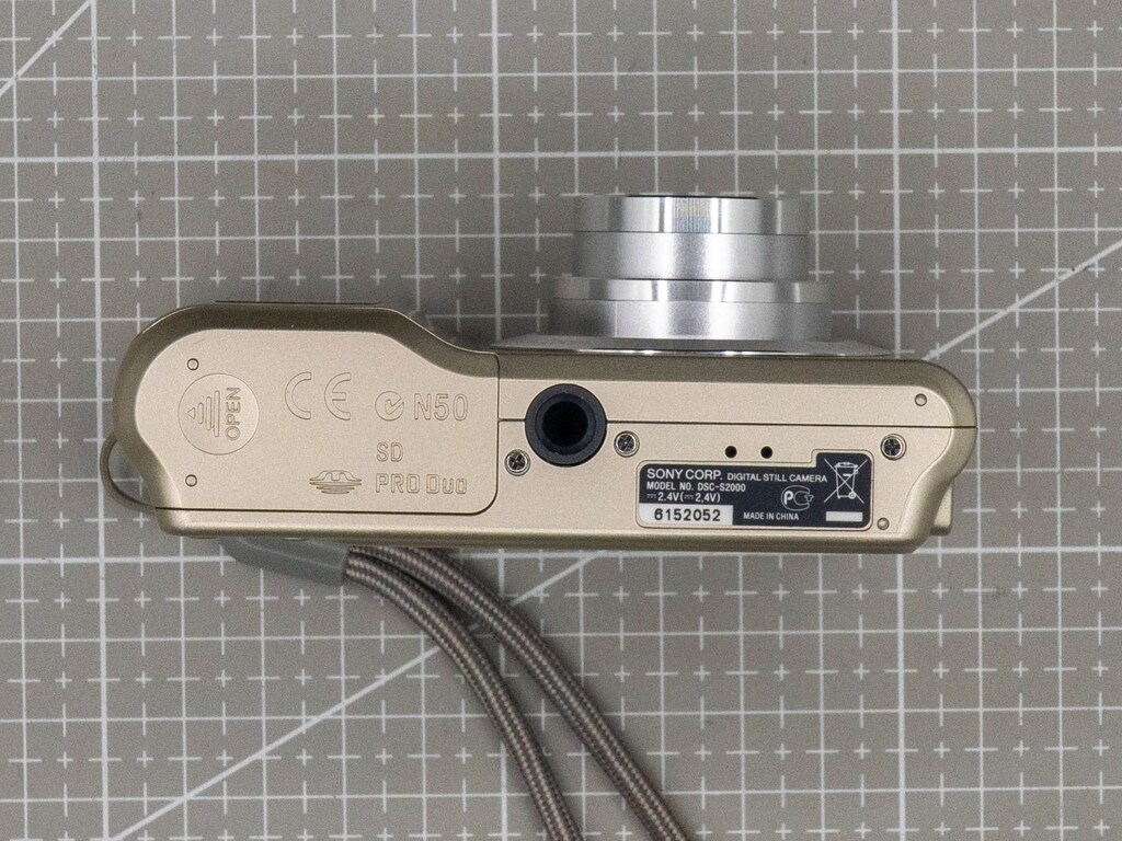 Sony Cyber-shot DSC-S2000 / Sorunsuz Temiz / Gold (Şampanya) - 4