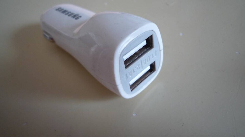 Orijinal Samsung 2 USB Girişli Araç Şarj Cihazı - 2
