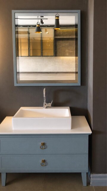 Teşhir Ürünü Aynalı Banyo Dolabı + Lavabo | Sıfır