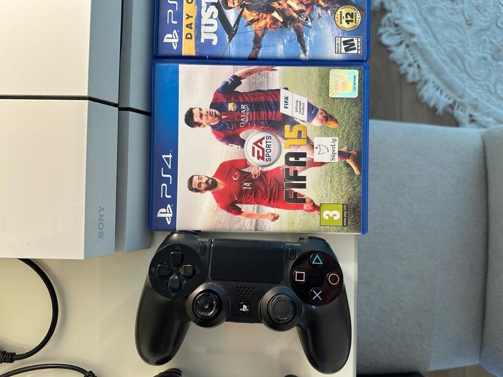 Sony Playstation 4 1TB - 7
