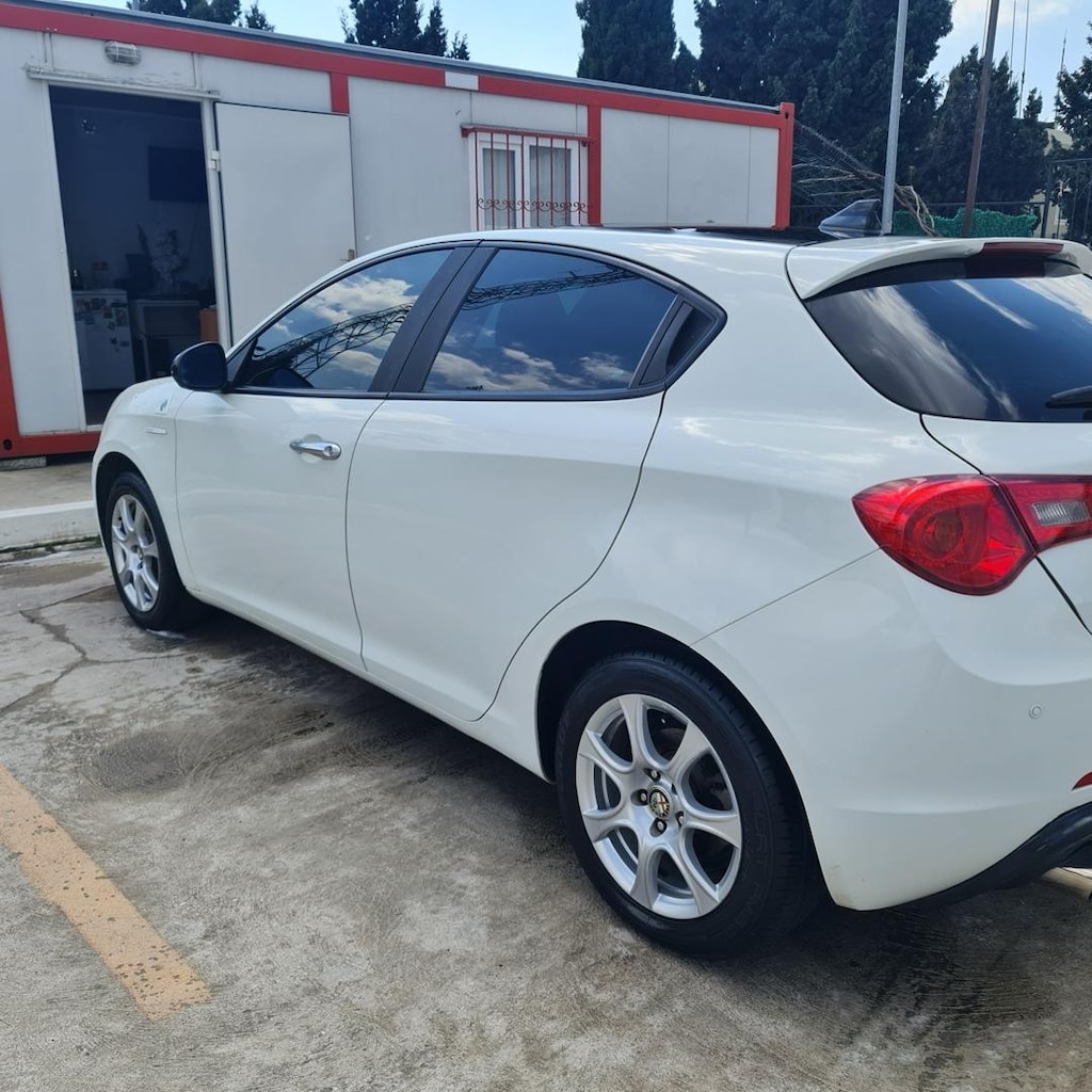 Sportif Ruh Temiz Alfa Romeo Guiletta - 5
