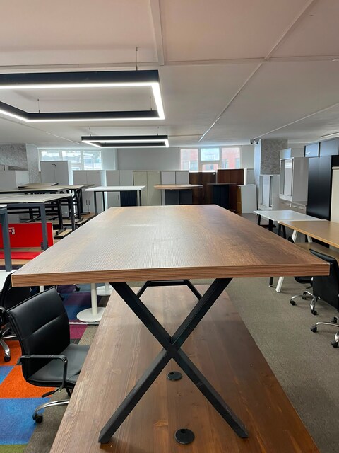 KLAS OFİS ÜSKÜDAR 90x200 cm X AYAKLI TOPLANTI MASASI