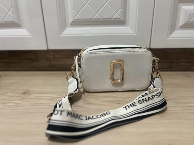 MARC JACOBS ÇANTA