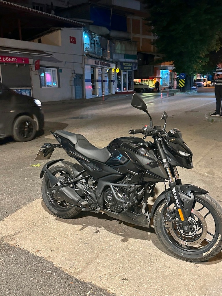 Laptop Sahibinden Tertemiz, Bakımlı 2023 Bajaj Pulsar N250 - 30.000 KM - 6