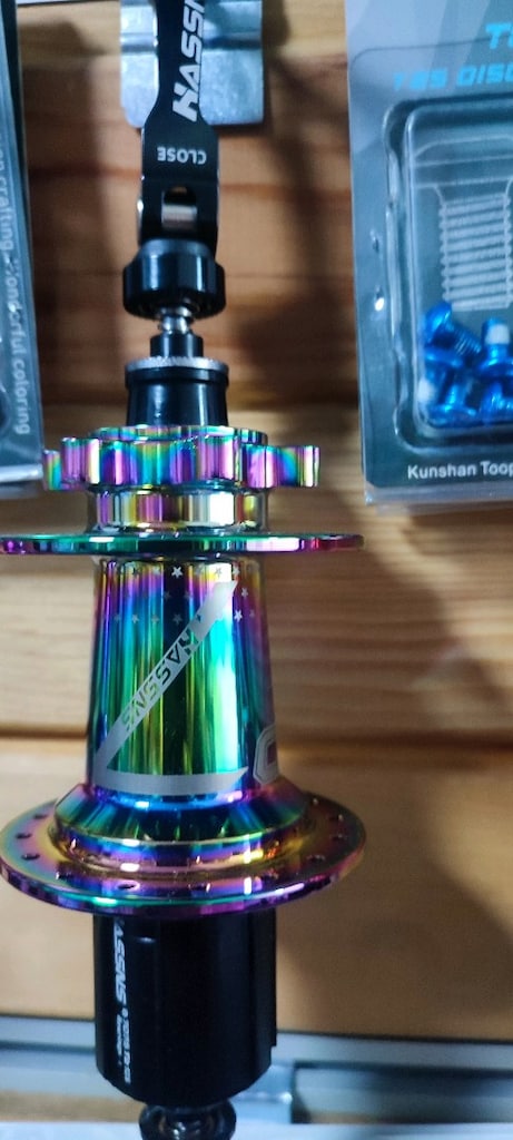 HASSANS PRO 7 - 5