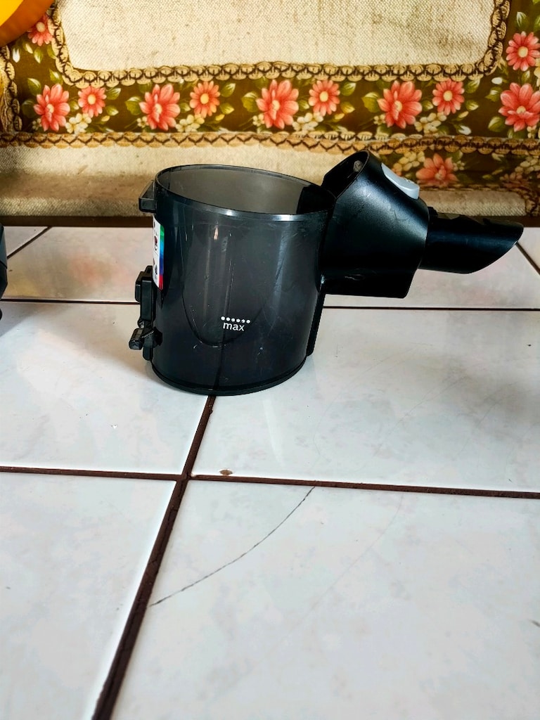 Bosch Unlimited Seri 6 ve Seri 7 şarjlı dikey süpürgeler ile uyumlu ol - 2