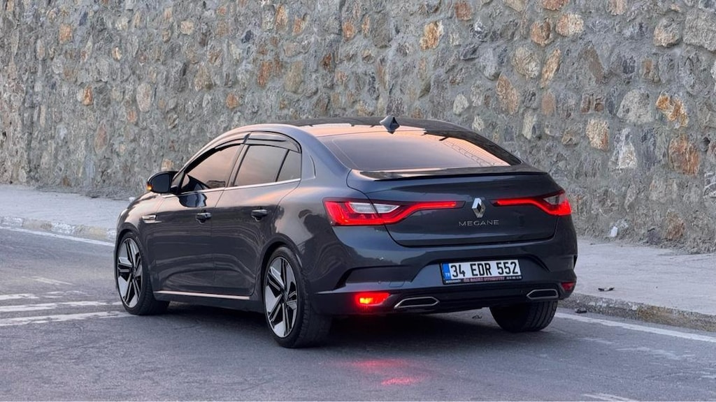 Sahibinden tertemiz değişen siz boyasız Megane 4 - 8