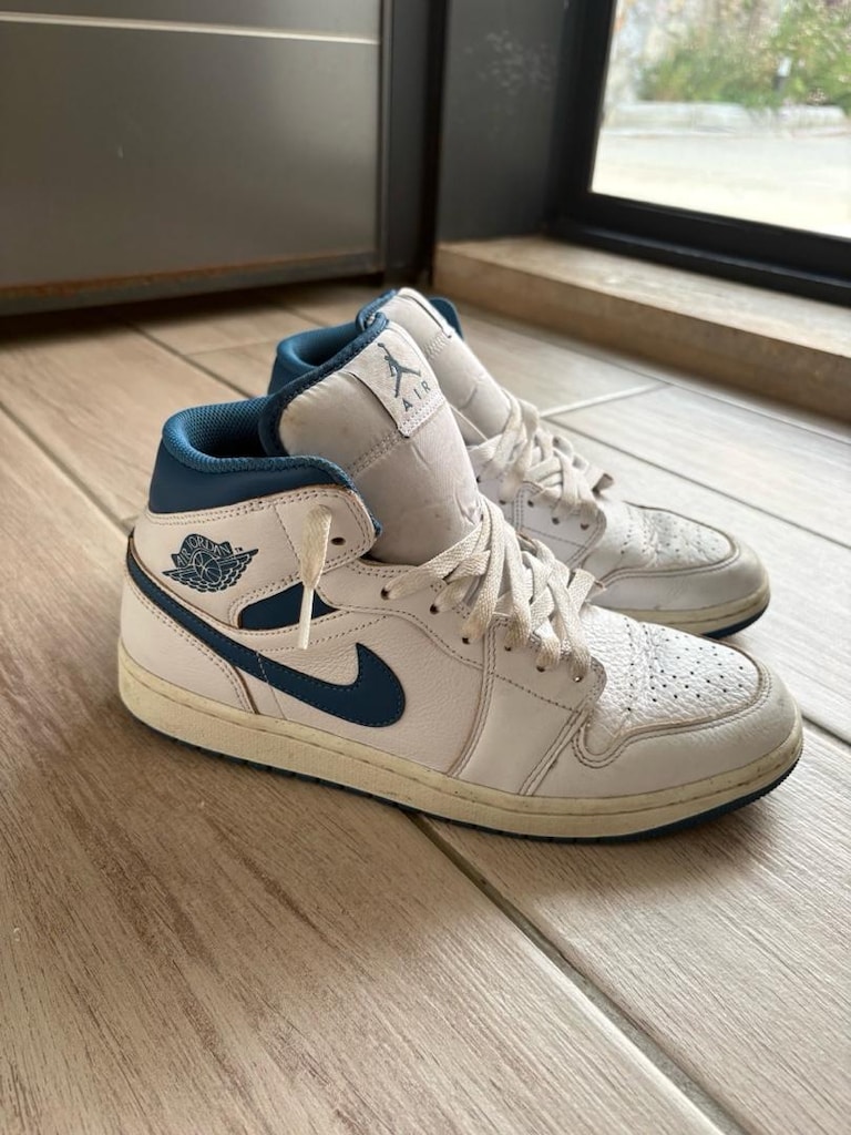 Air Jordan 1 mid ayakkabı