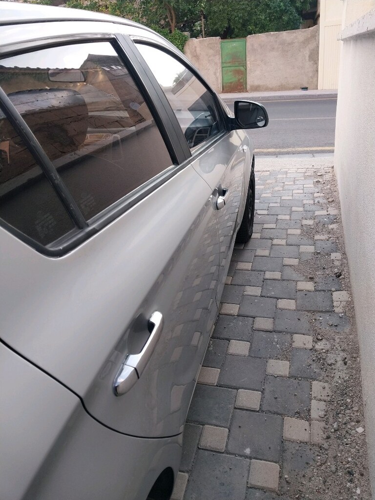 HIYUNDAI i20 - 6
