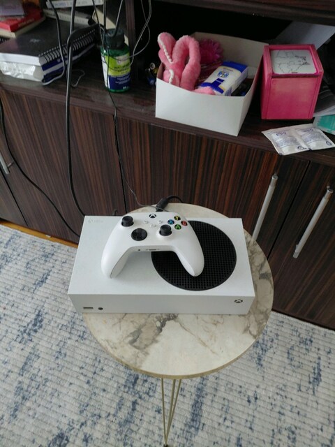 Acil satılık XBOX SERİES S