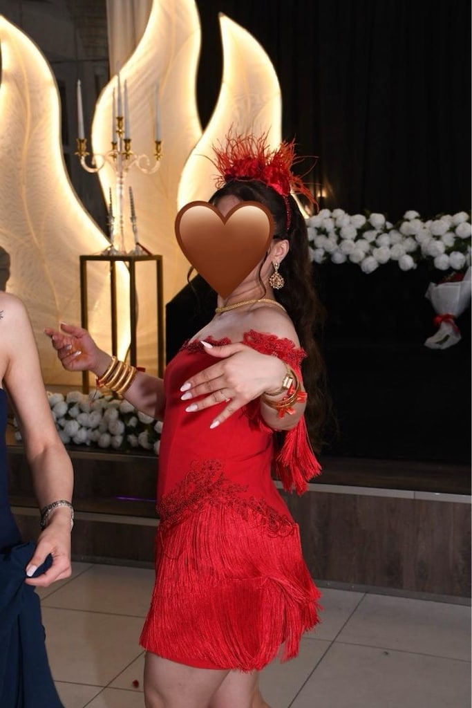 Kırmızı Düşük Kol Püsküllü After Party Elbisesi - 4