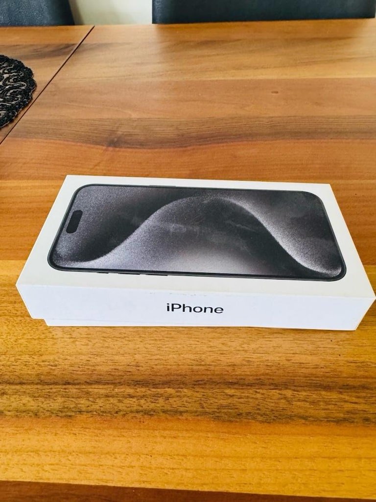 İPHONE 15 PRO MAX BLACK TİTANİUM - 3