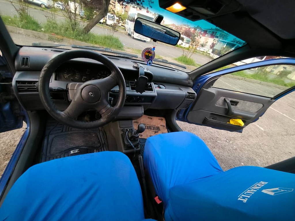 98 model clio 1 - 11