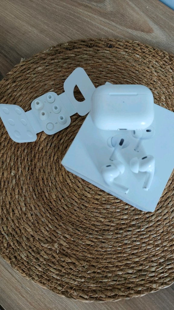 airpods pro 2
