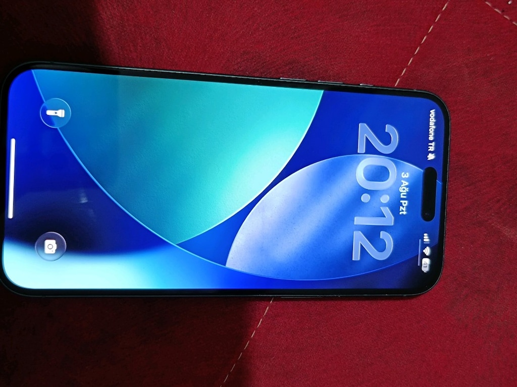 iPhone 16 plus - 2