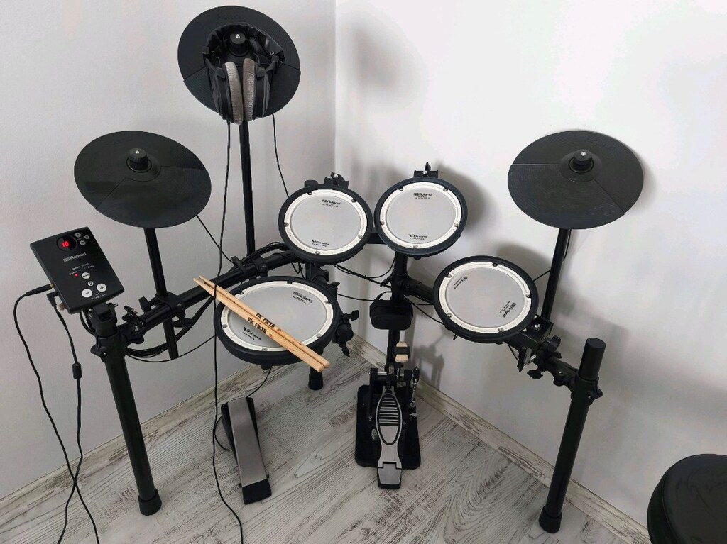 Roland TD1 DMK - 2