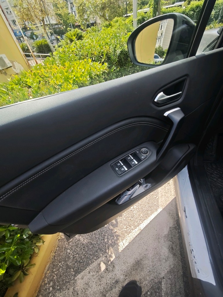2023 Captur İcon joystick Vites 25000Km - 11