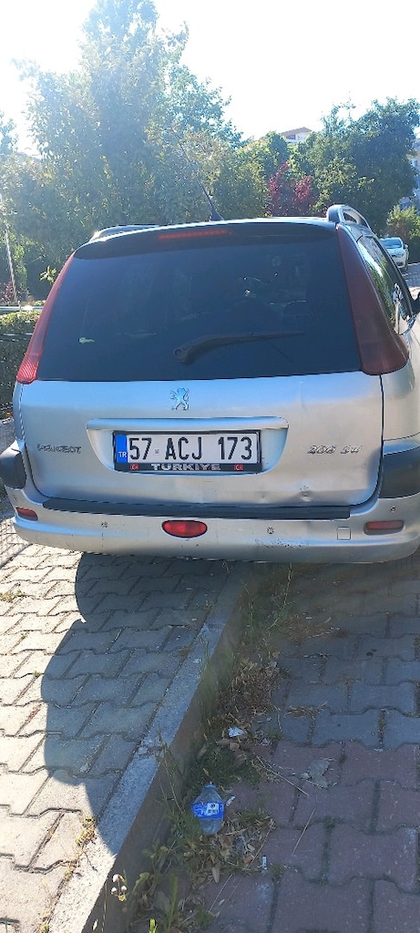 Peugeot 206 sw 1.4 hdi - 4