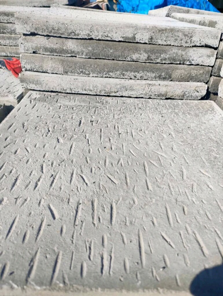 Desenli karo taşı - 2