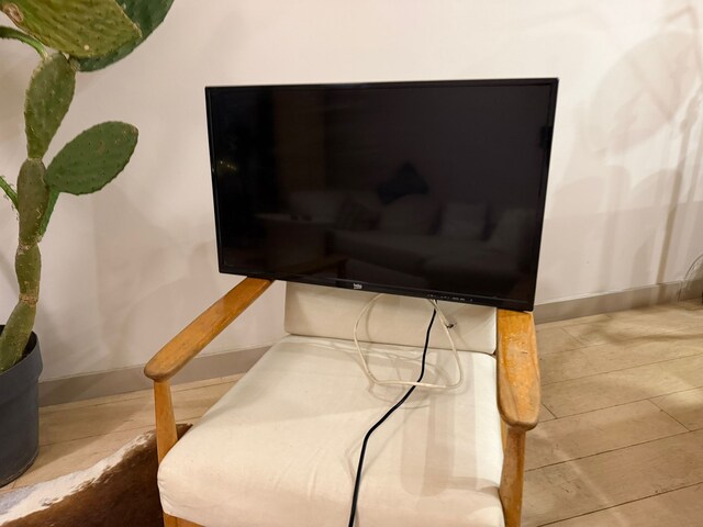 80 Ekran Beko TV
