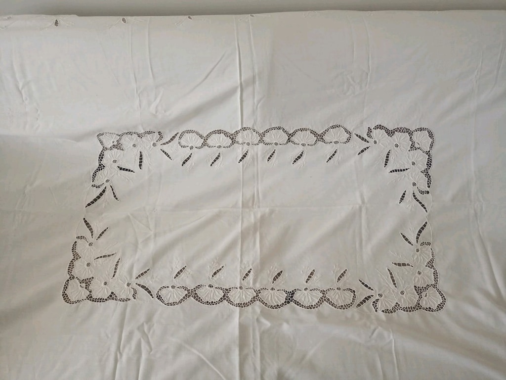beyaziş yemek masasi - 3