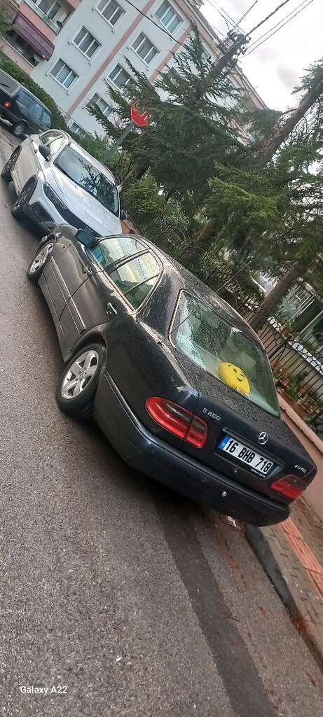 1996 E200 Mercedes - 2