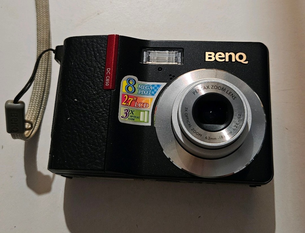 BENQ DC C850 Kompakt Dijital Fotoğraf Makinesi - 2