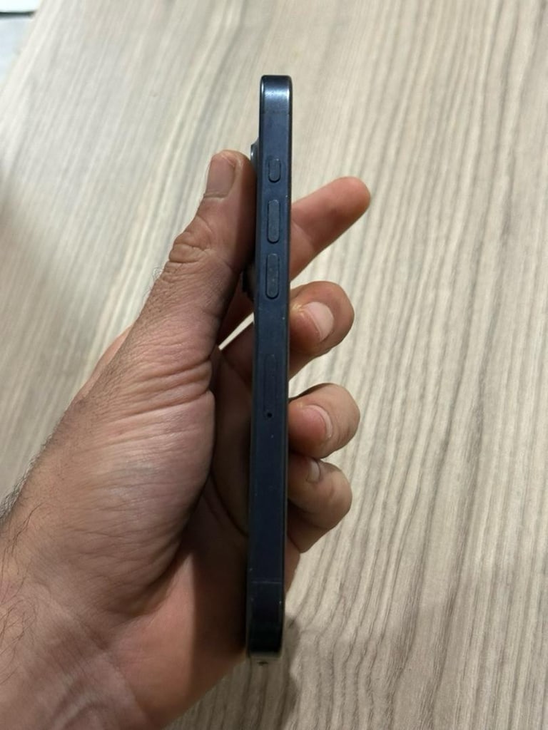 iPhone 15 PRO - 3