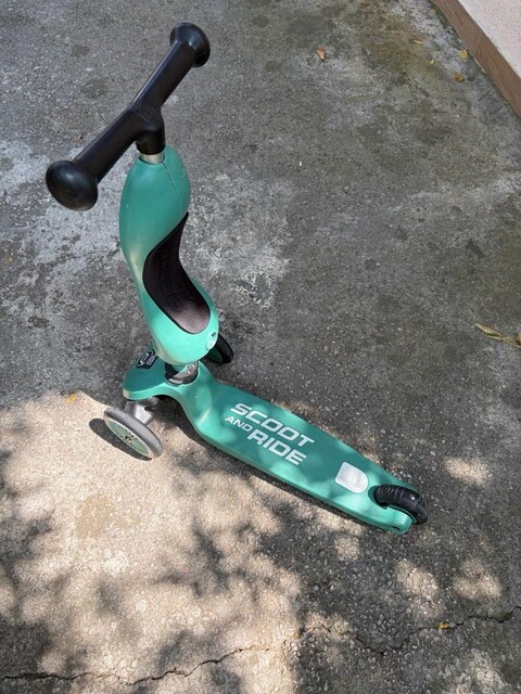 Scoot and Ride Highwaykick 2'si 1 Arada Scooter - Yeşil