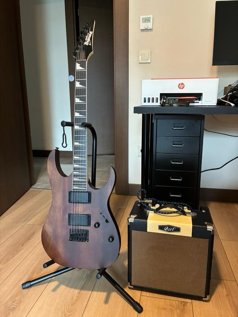 Elektro Gitar Ibanez gio ve amfi - 2