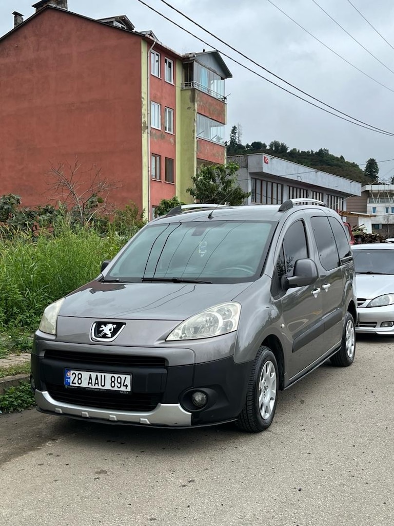 PEUGEOT PARTNER TEPEE PREMİUM 2010 - 6