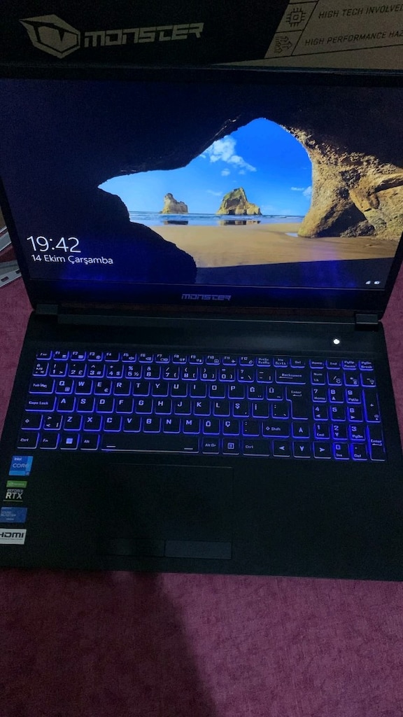 Monster Abra a5 i511400h Rtx 3050ti 16 ram 512 ssd 144hz - 2