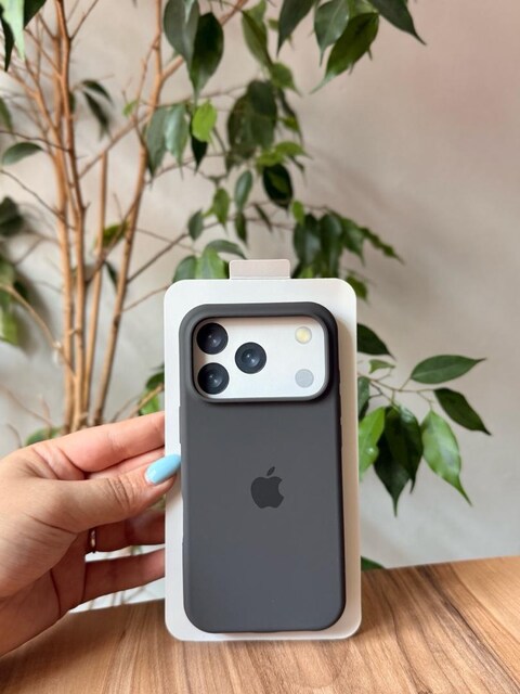 İPhone 17 Promax Logolu Kılıf