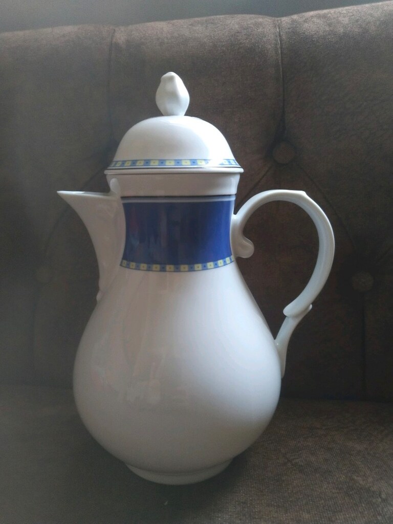 TCM Alman Marka Mavi Desenli Porselen Demlik / Sürahisi
