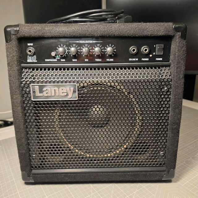 Laney RB1 Richter Series 30W Bas Gitar Amfisi