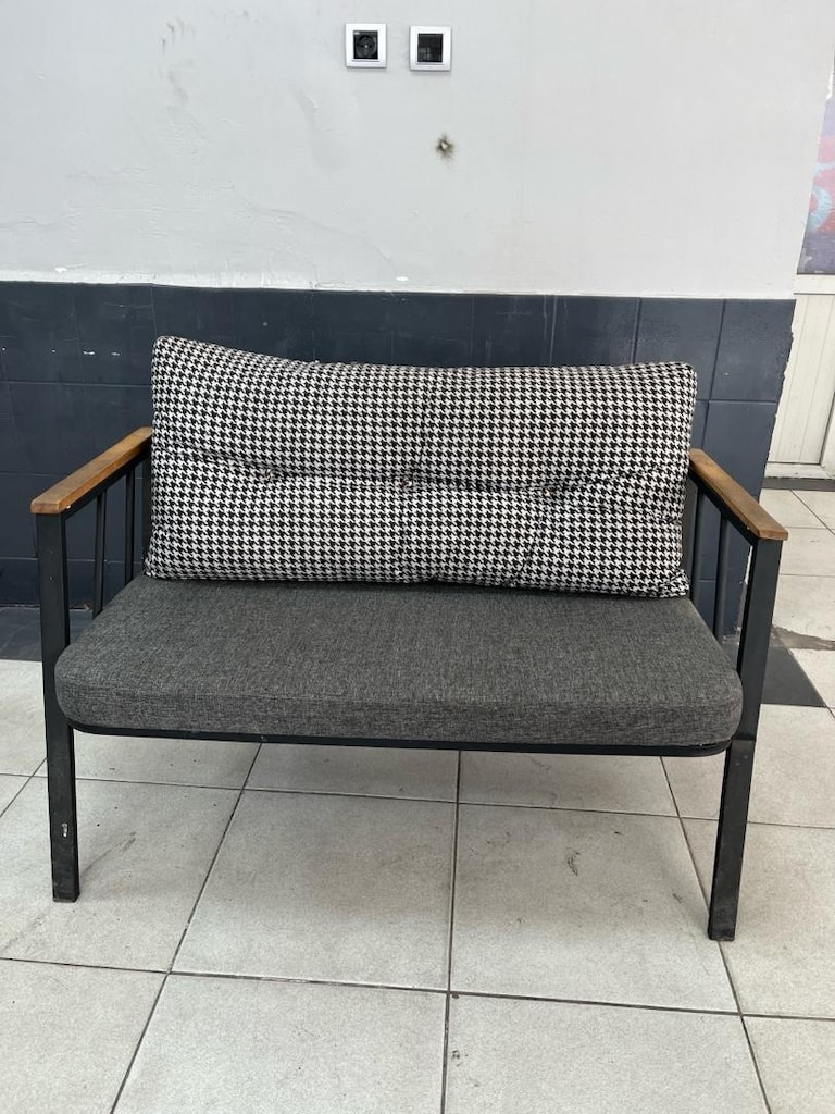 CAFE VE BAHÇE KOLTUĞU