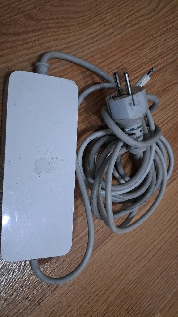 Apple mac mını adaptor
