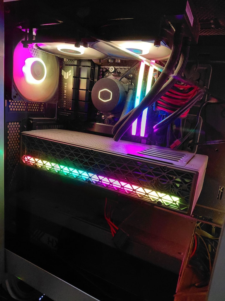 Ryzen 7 7800X3D & RX 9070 XT Nitro+ | Premium Komple Sistem - 7