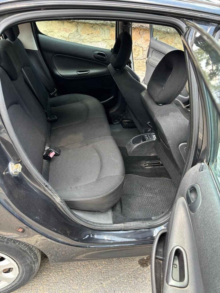 SAHİBİNDEN 2006 MODEL PEUGEOT 206 FELİNE 1.4 BENZİNLİ MANUEL HATASIZ - 9