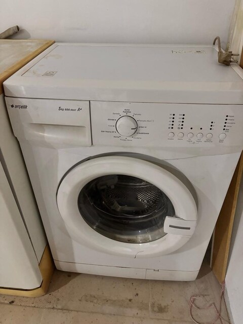 Arçelik 5 Kg 600 Devir A+ Çamaşır Makinesi – Çalışır Durumda