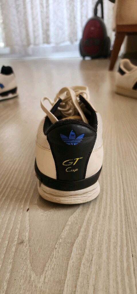 Adidas - 3