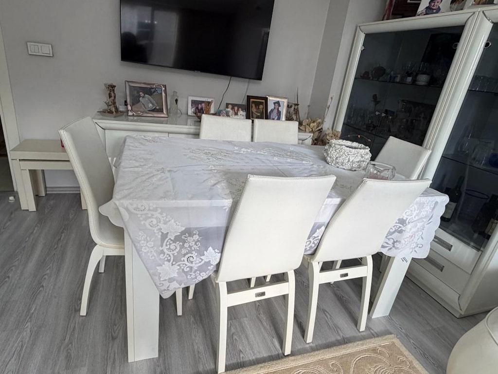 AÇILABİLİR SALON- MUTFAK MASASI 6 SANDALYELİ - 6