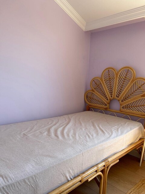 rattan karyola