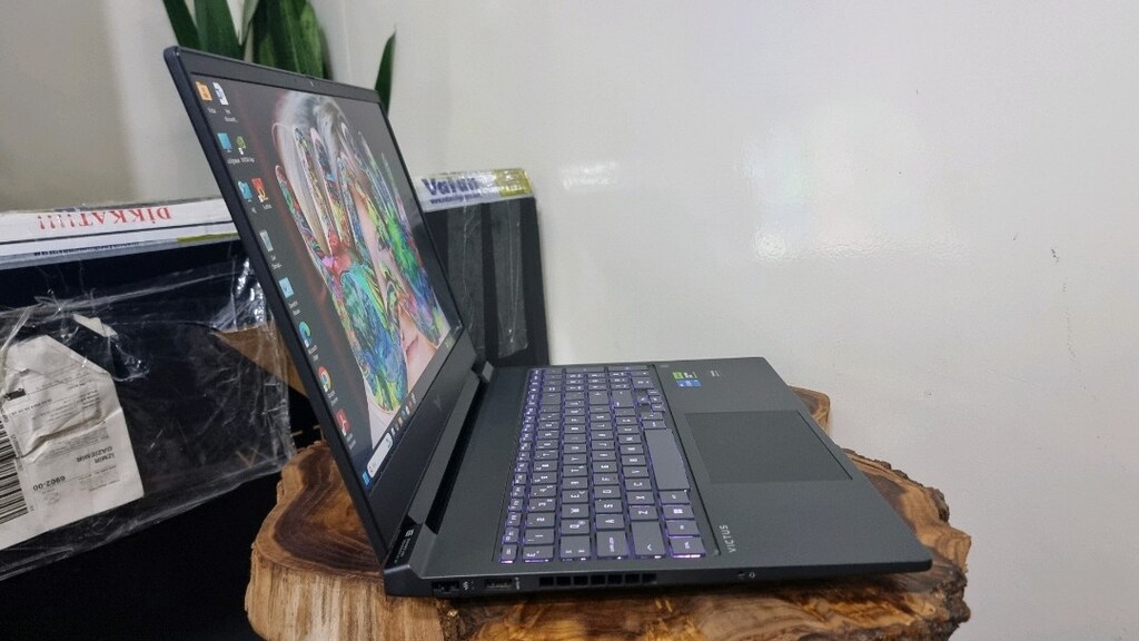 Hp Victus i5-13500H 16 CPU RTX 4050 120W 16.1 INCH GAMİNG LAPTOP - 3