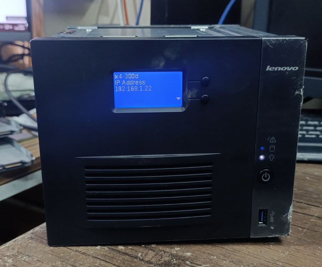 LENOVO IX4-300D 4 HARD DİSK YUVALI NAS CİHAZI - 3