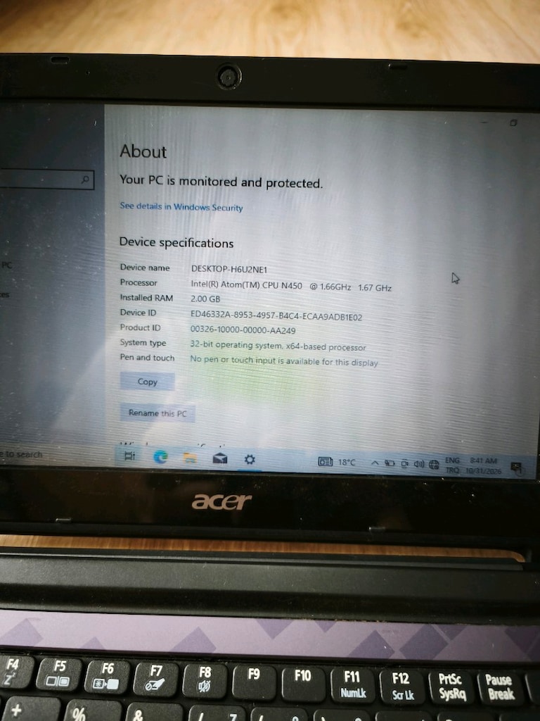 Acer Aspire One D260 Laptop netbook - 7