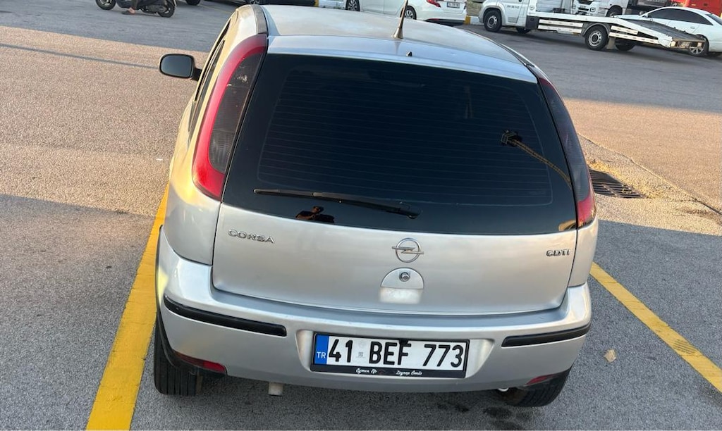 MEMURDAN TEMİZ 1.3 CDTİ OTOMATİK CORSA - 6