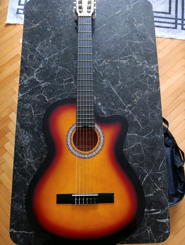 Klasik Gitar - Tam Set (Kapo + Askı + Çanta) - 3